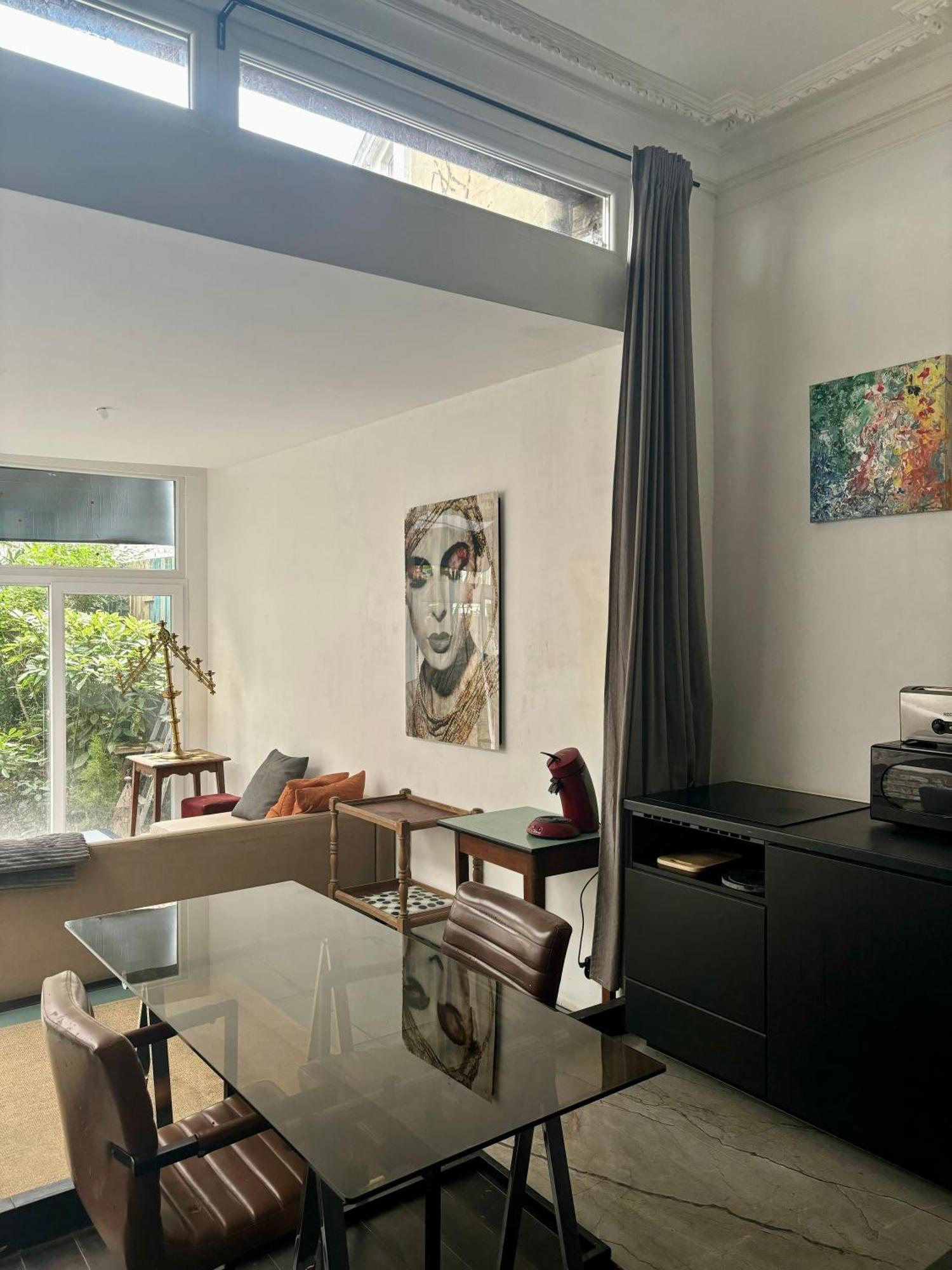 Art Apartment บรัสเซลส์ ภายนอก รูปภาพ