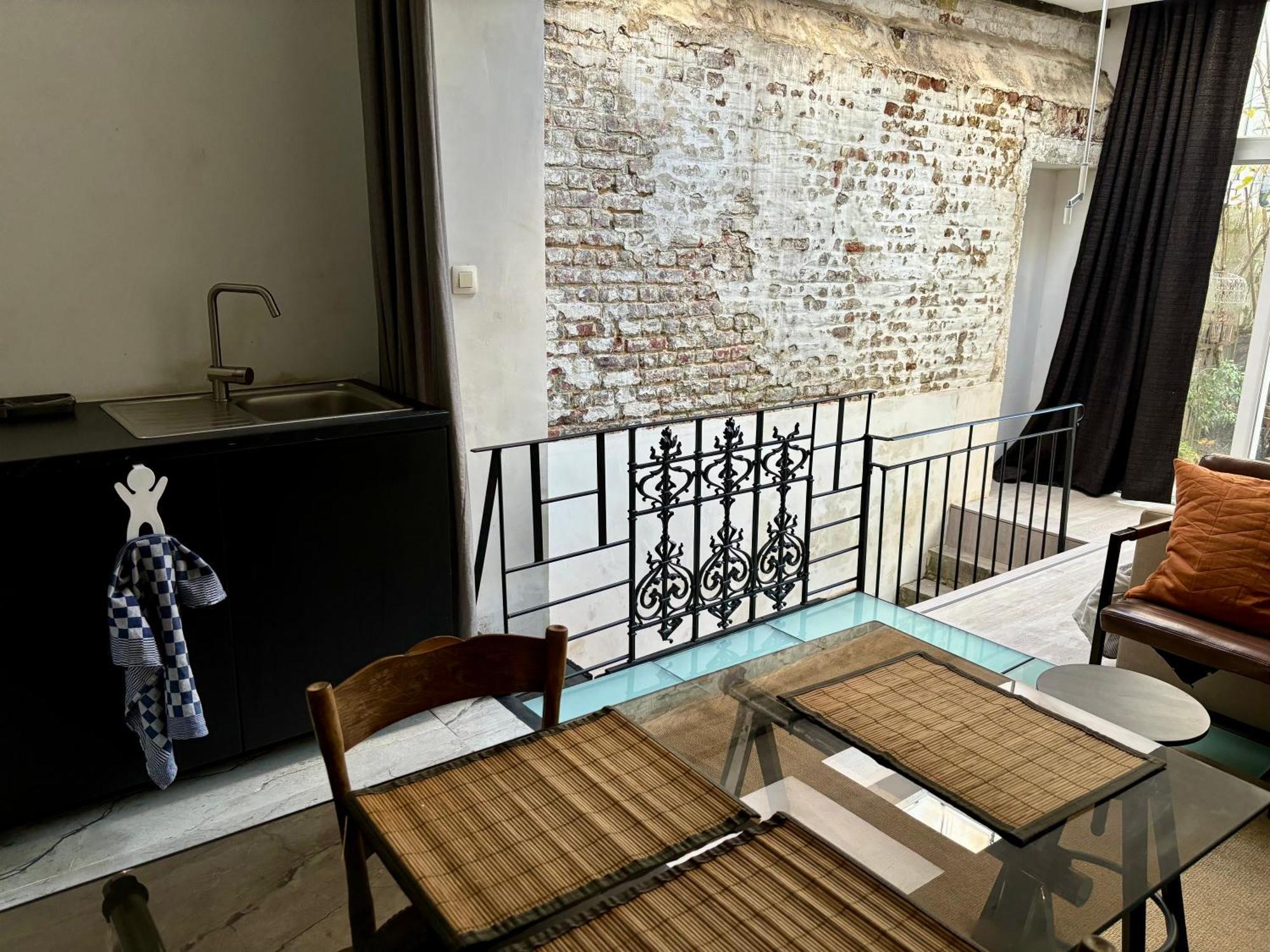 Art Apartment บรัสเซลส์ ภายนอก รูปภาพ